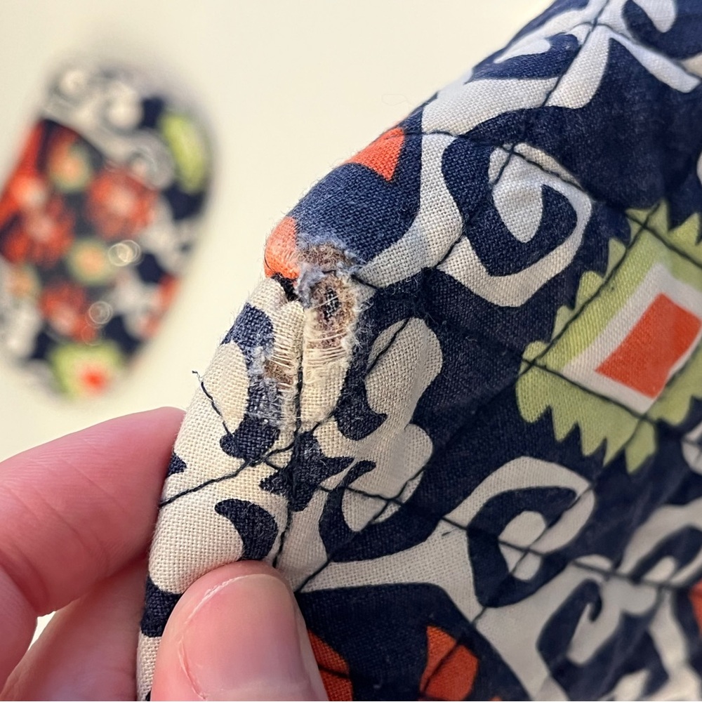 Vera Bradley matching shoulder bag and coin pouch - Picture 14 of 14